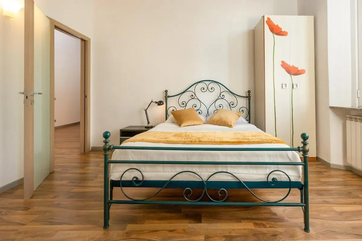 מילאנו The Wish Apartment - City Life - M1 Station איטליה